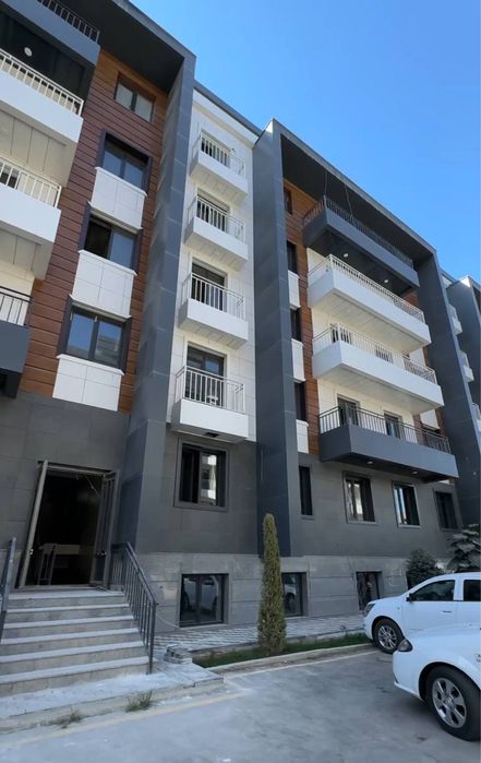 Продается 3х комнатная кв. 72м2. 1й этаж. Эко сити.