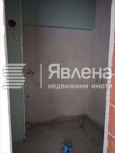 Двустаен апартамент в Бела Вита