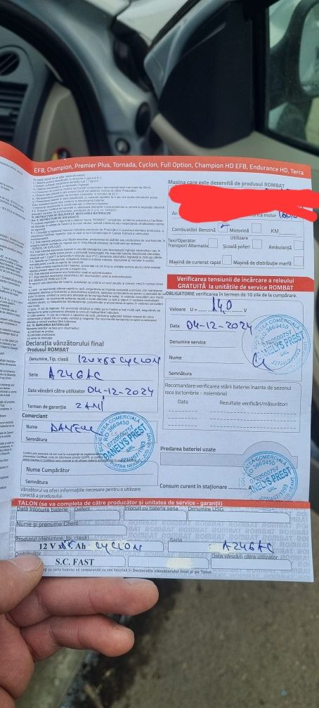 Vând acumulatorii bateri auto noua cu garantie