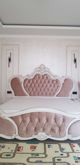 Спальный гарнитур Продам