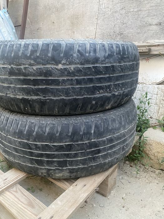 Продаеться шины 260/60/18 бу, Якохама - 2шт