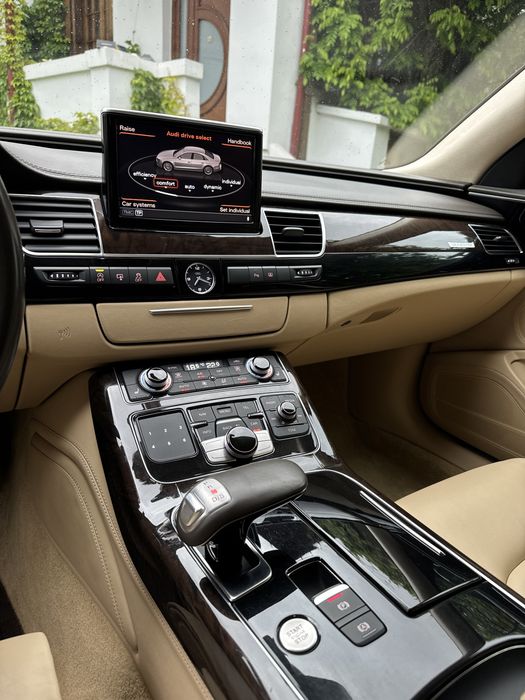 Vand Audi A8 intretinut