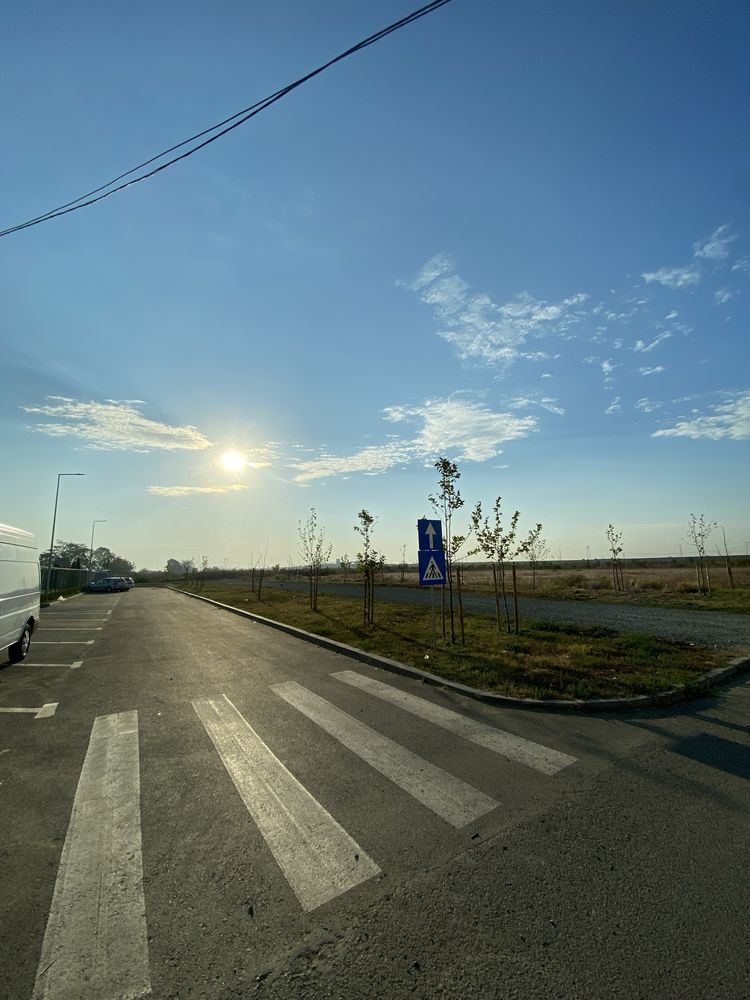 Vand teren in coumna Glina. 365m2