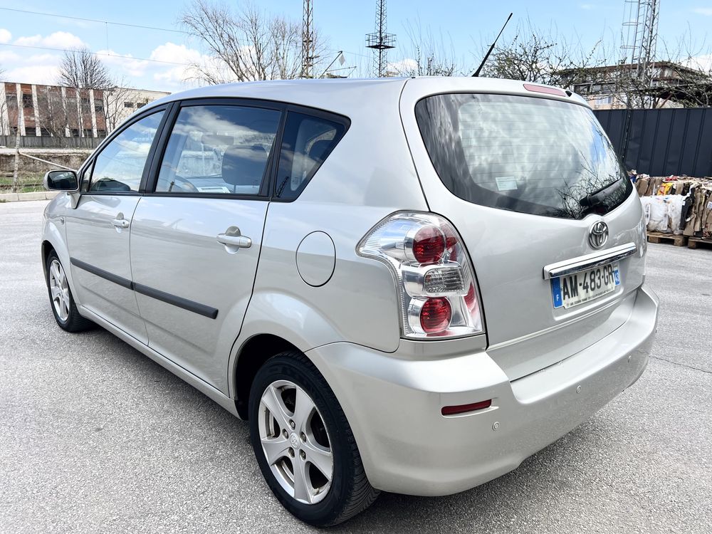 Toyota Corolla Verso 2.2 D-4D 136к.с 2009г. FACELIFT