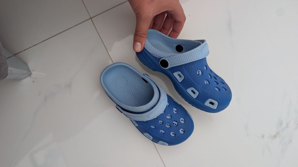 Детски маратонки Adidas + подарък