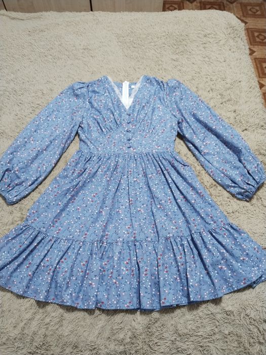 Продам красивое платье