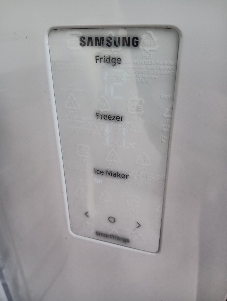Чисто нов хладилник Samsung Side by side WI- FI  с 2години гаранция!