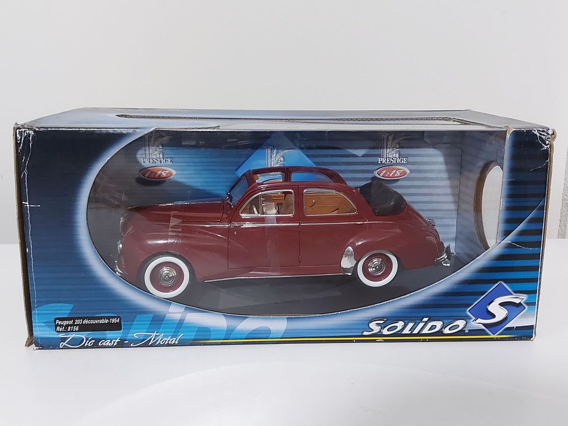 Machetă Peugeot 203 1954 scara 1:18