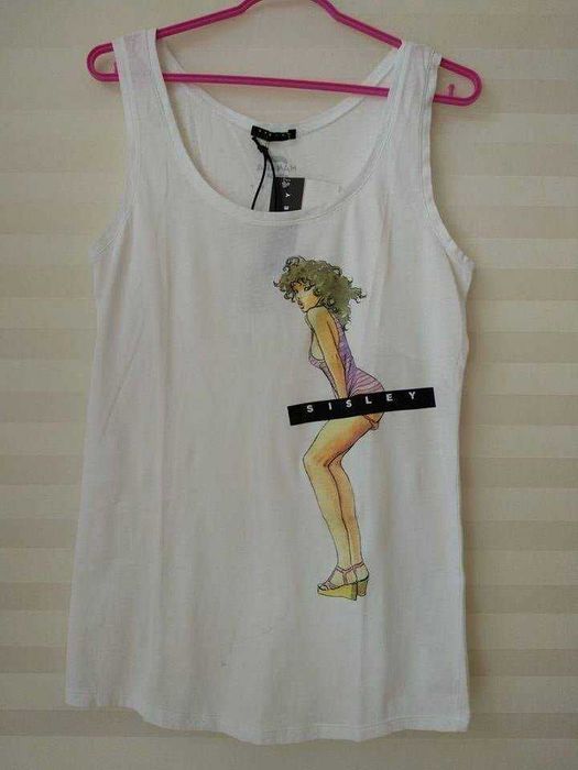 Новая женская футболка итальянского бренда SISLEY.