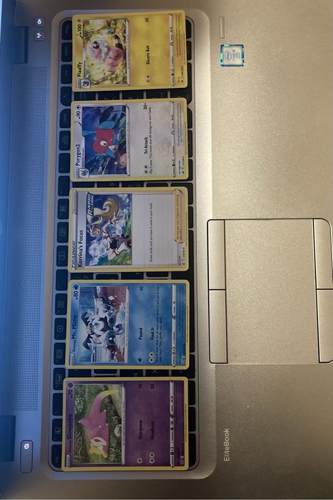 Pokemon карти от колекция