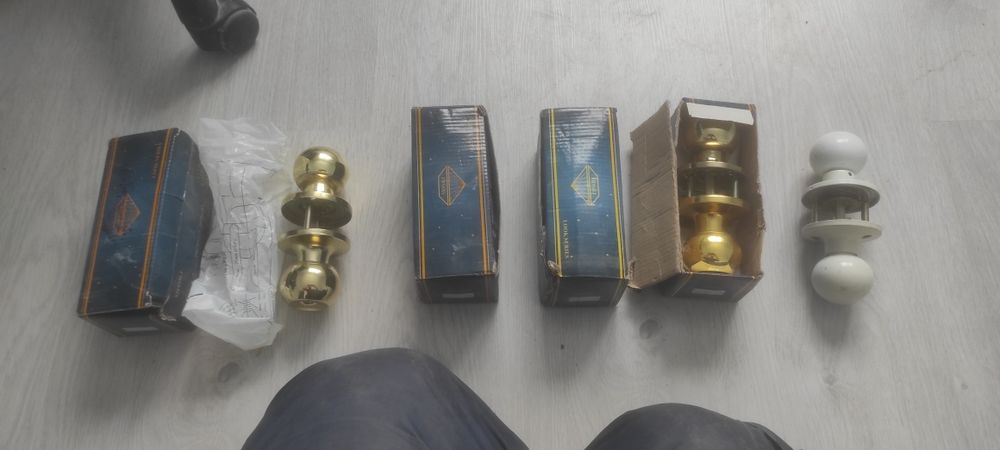 Ручки от дверей и всякие