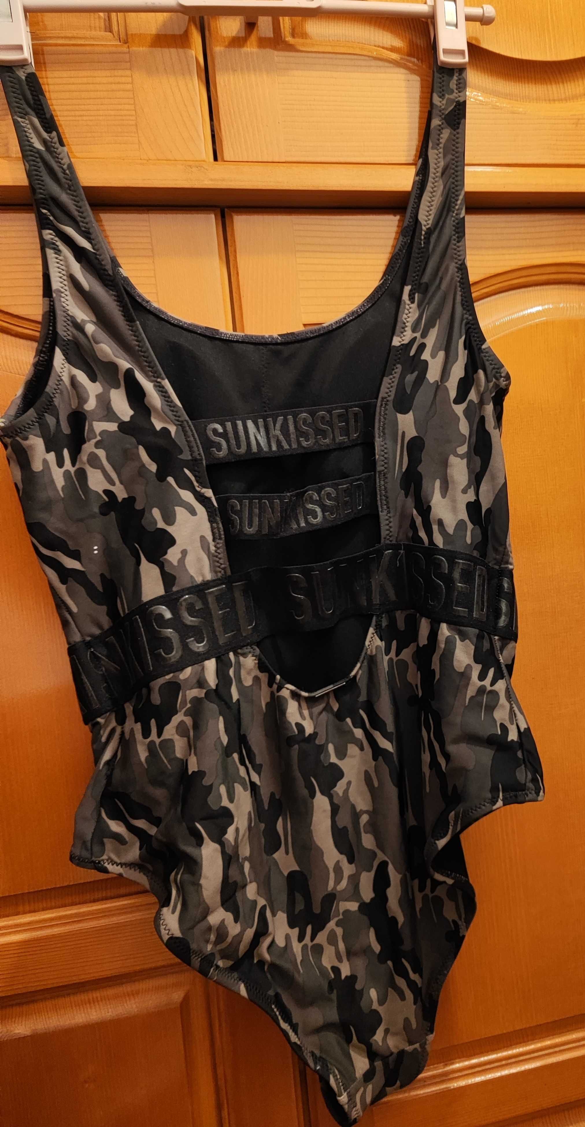 Цял бански в камуфлажен цвят 2XL