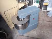 Malaxor aluat 20l