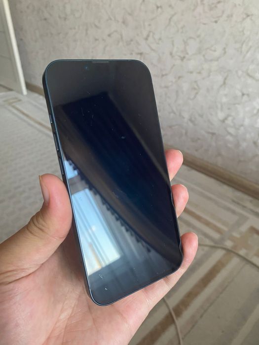 Продам айфон 13 в идеальном состоянии