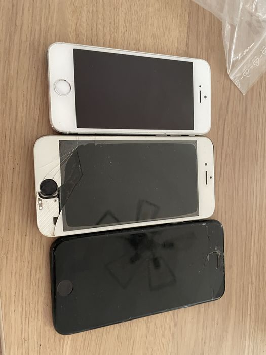 Vand piese iPhone 4,4s,5s,6,6s,7, 7+, 8,8+, X, 11 etc