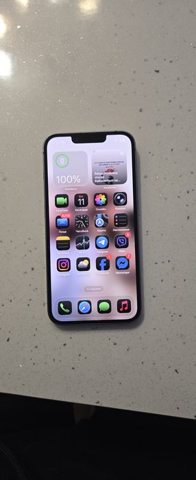 IPhone 14 син в добро състояние