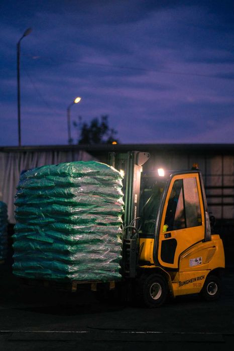 Cocs de petrol carbuni (cocs petrolier) - nu lemne / brichete / lignit