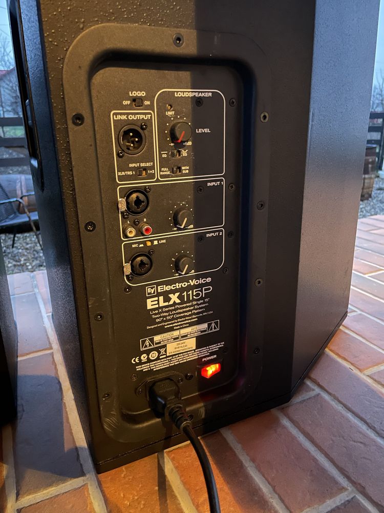 Boxe Eletro Voice ELX115P  Active (Dynacord/Yamaha/RCF)