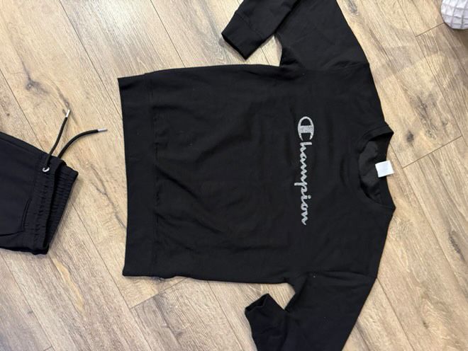 Дамски екип champion