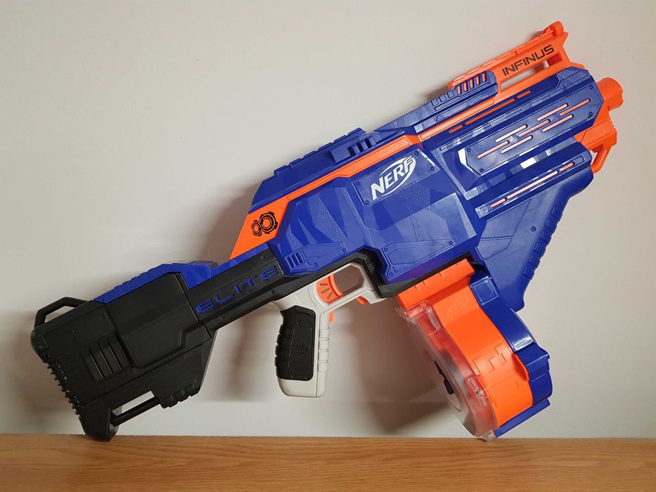 Pusca automata mitraliera jucarie Nerf n-strike elite infinus blaster