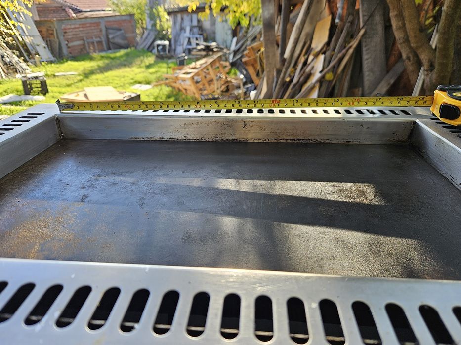 Скара на Газ гладка със стоманена плоча Цена 450лв.