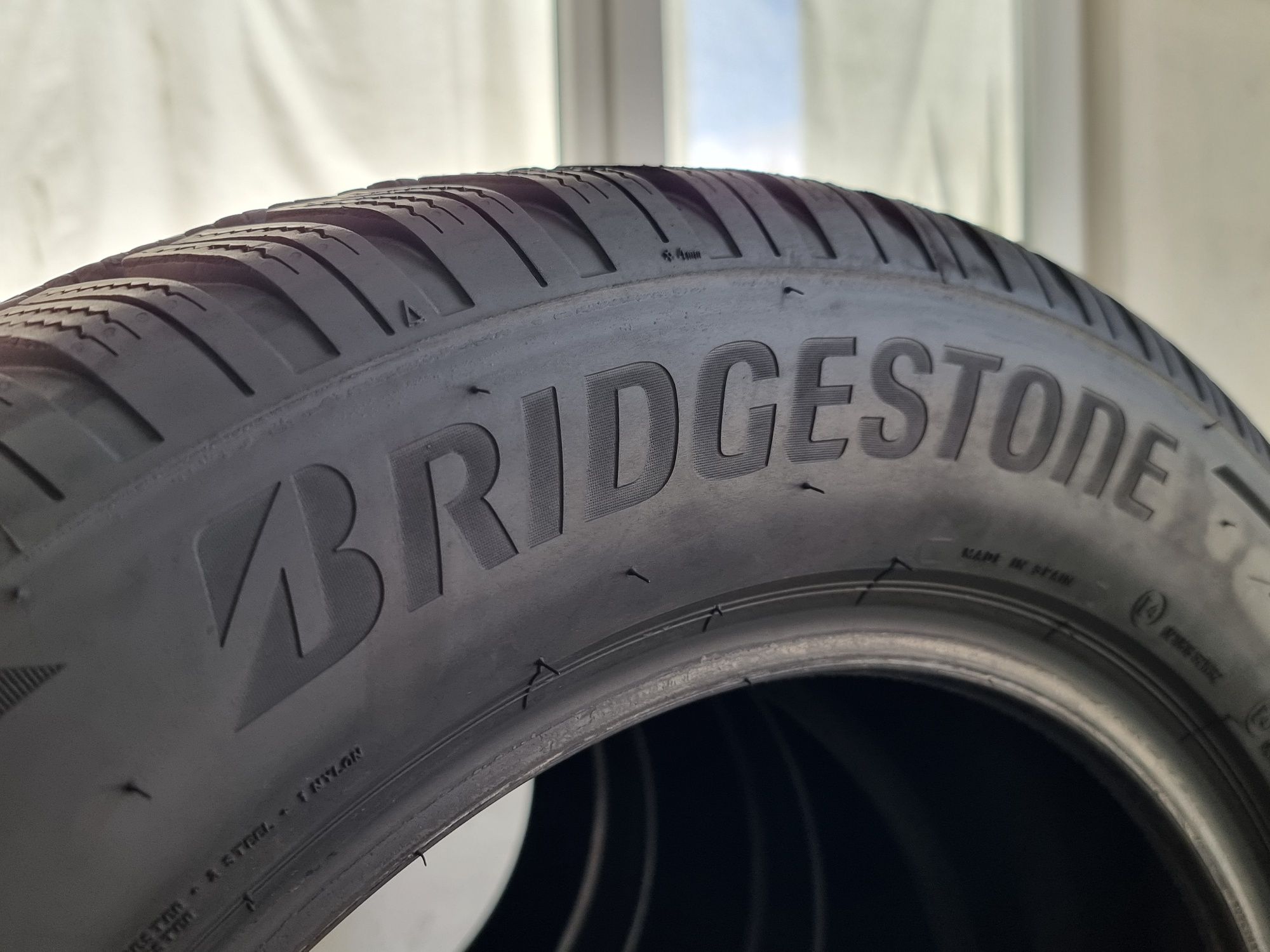 "Dot 23" 225/60/18 Bridgestone 4Броя: 700лв 7.5мм