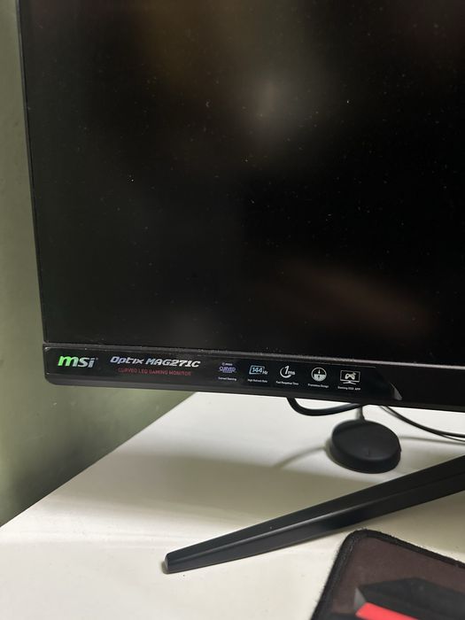 Геймърски компютър + 27” MSI Optix MAG271C (144Hz)