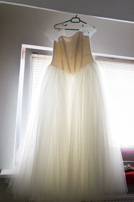Vand rochie de mireasa, marimea M,L