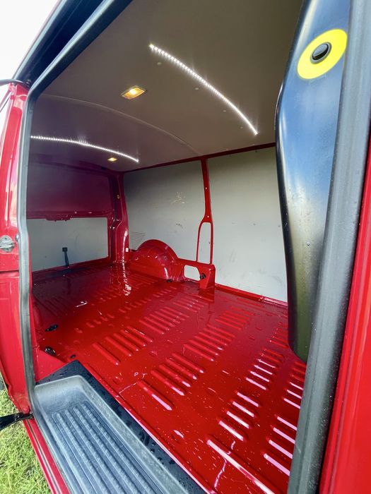 Volkswagen Transporter 2015- 145.000 km