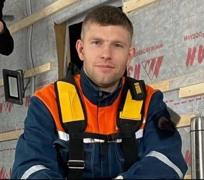 Частный электрик: замена розетки, установка люстры и подключение!