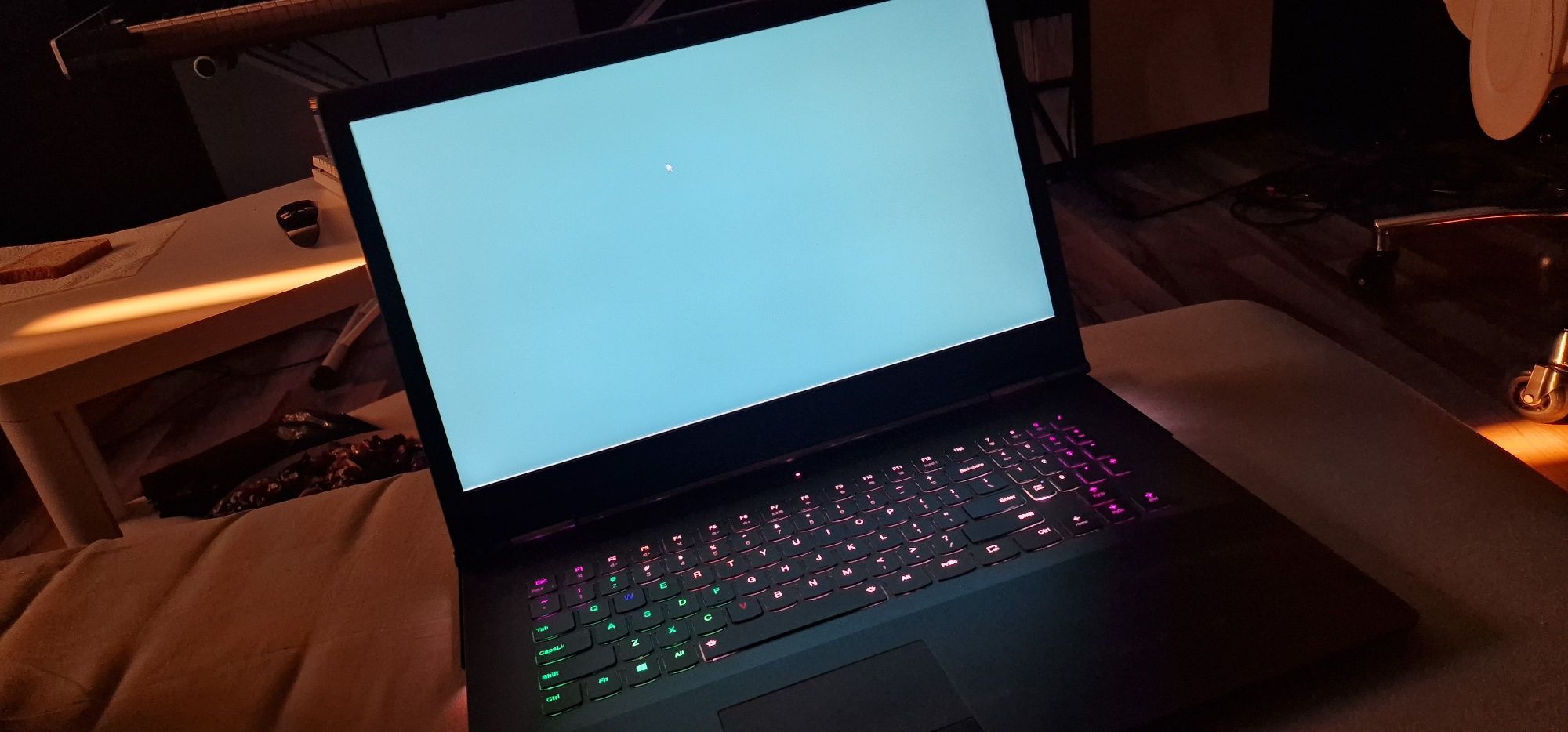 Laptop Lenovo i7 9750H, 16 Gb, GTX 1660 TI, 1Tb
