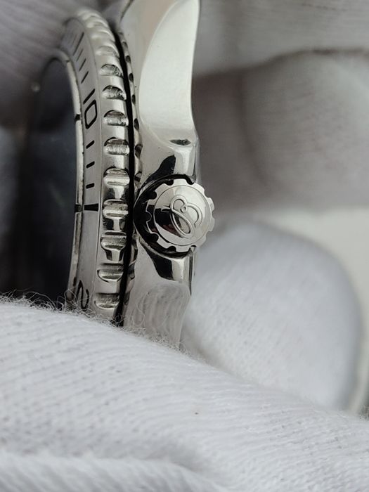 Breitling Shark A58605