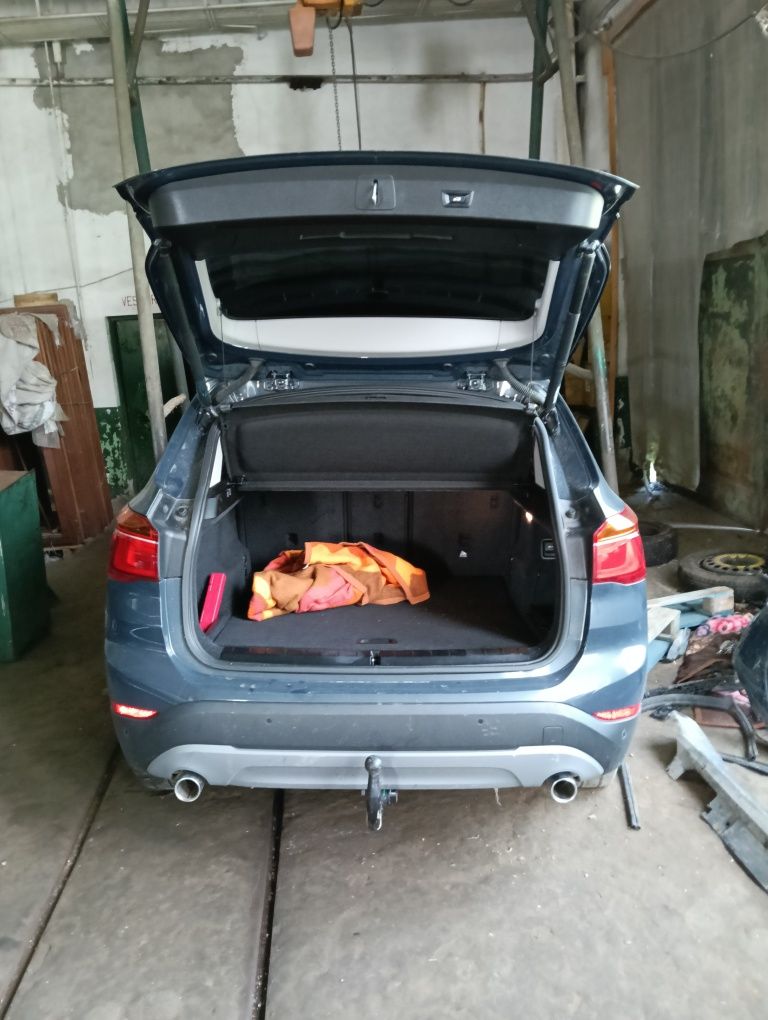 Dezmembrez BMW x1 2018 2.0 4×4 150 cai