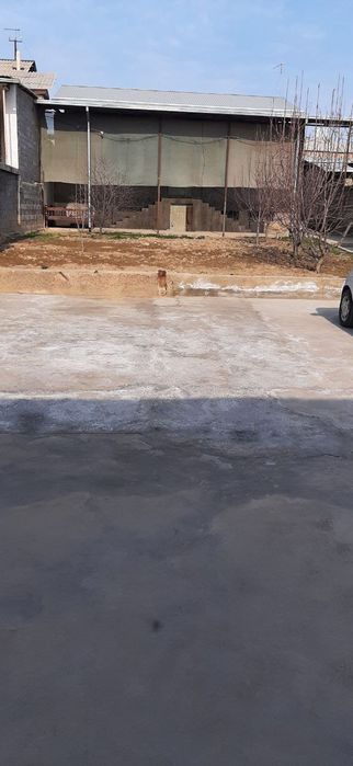 Qibray 7sotix sotiladi