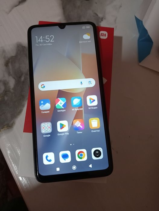 Продам смартфон Redmi 13C