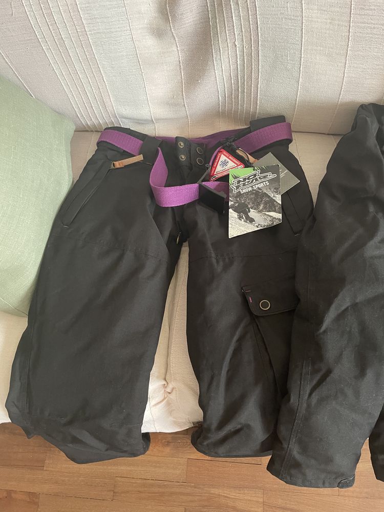 Ново дамско ски яке и ски панталон S/XS No Fear