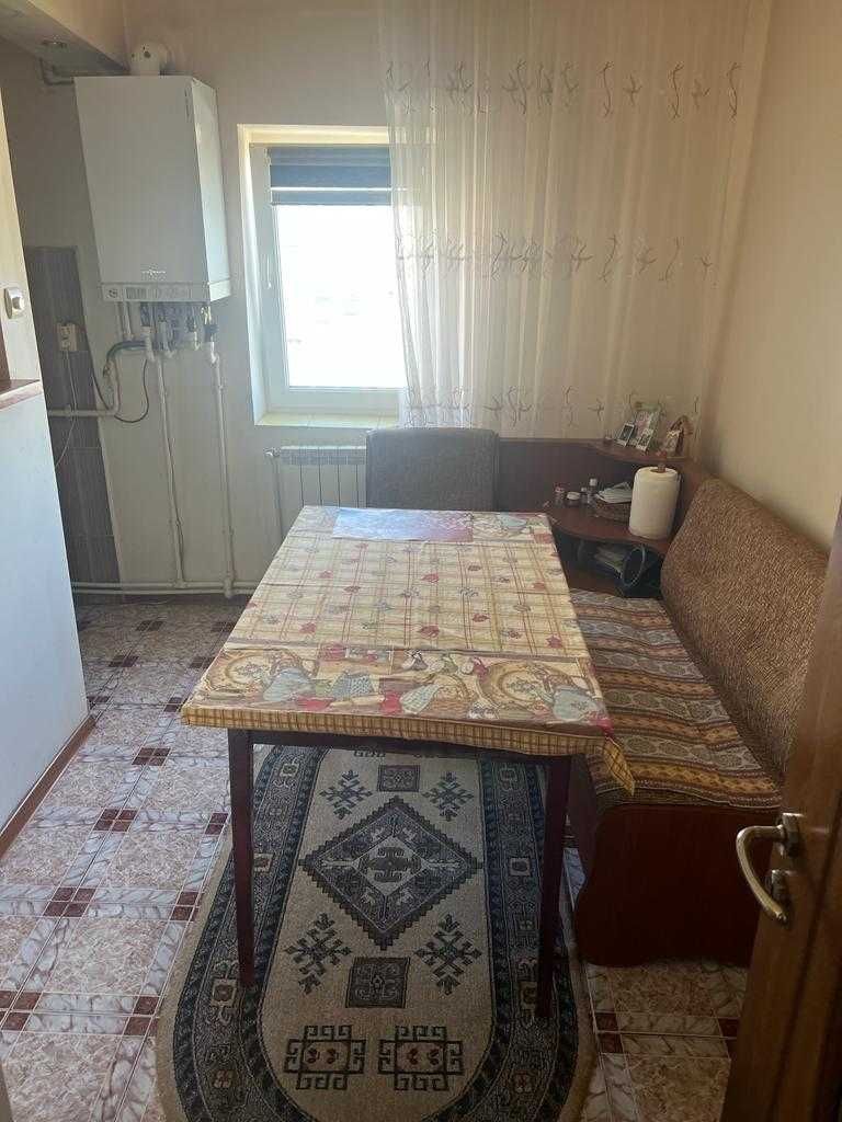 Apartament 3 camere spatios, mobilat, utilat, proprietar, centru