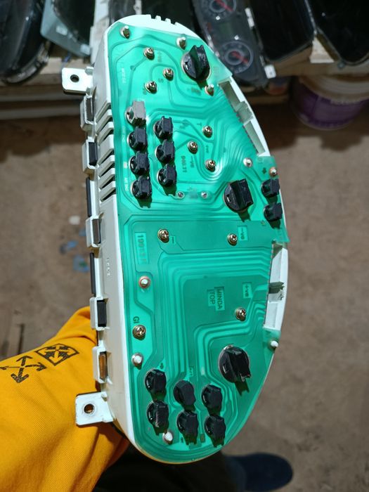 Matiz tablo sotiladi. Продоется приборный панел Матиз