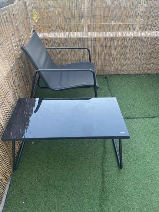 Градински комплект – 2 стола, пейка и маса (100 лв.)