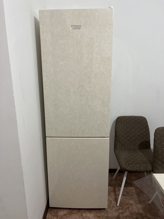 Срочно продам холодильник