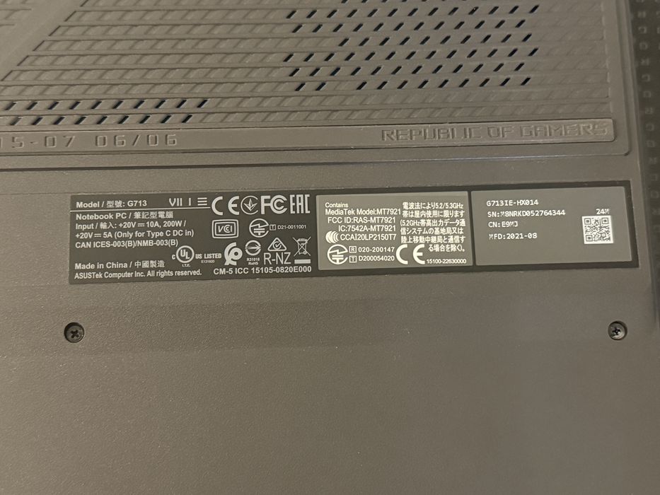Laptop Gaming Asus ROG Strix G713IE