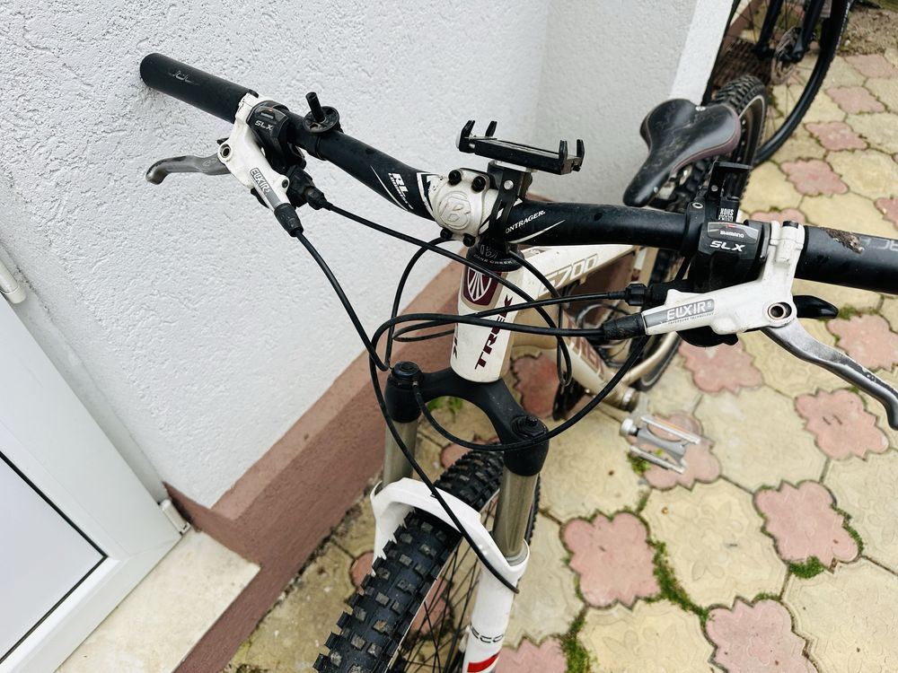 Trek 6700 furca pe aer