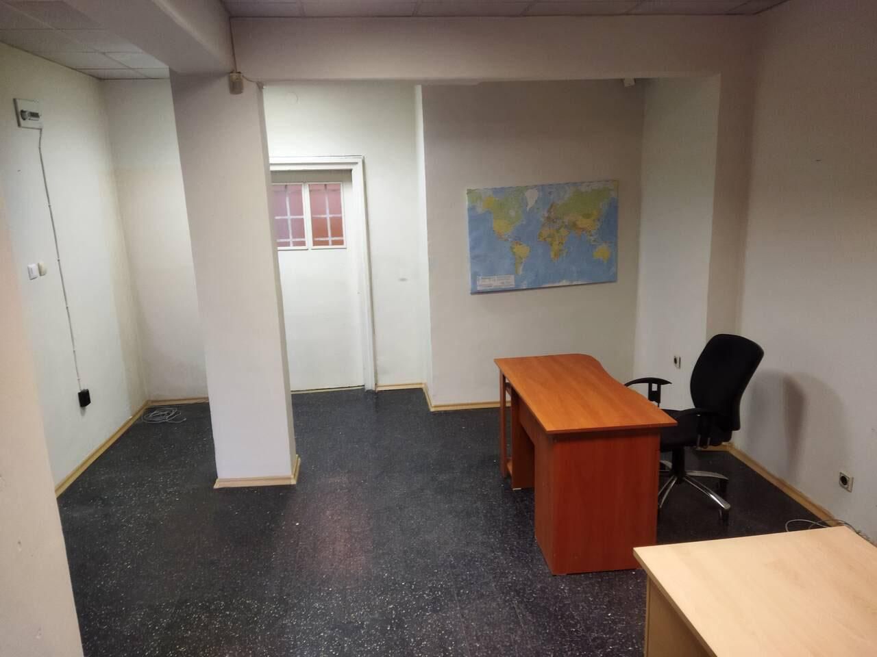 Дава се под наем Офис в Бургас, Възраждане - 50 кв.м за 229.5 € - Снимка #1