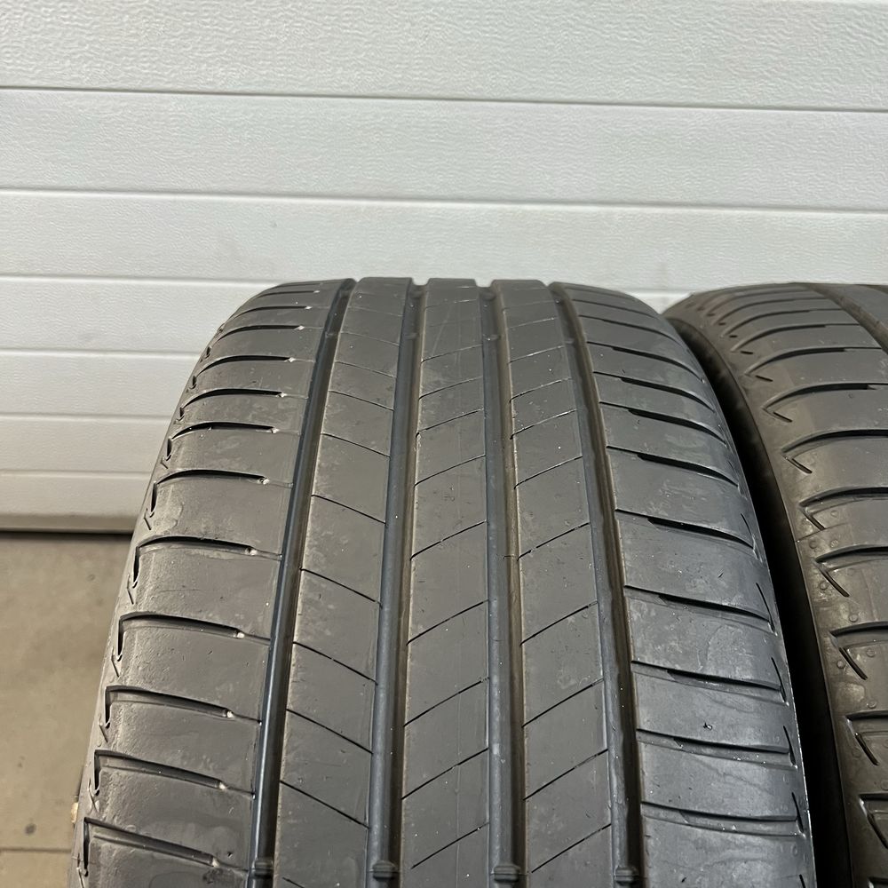2 Anvelope vara 245 40 19 Bridgestone DOT 2022