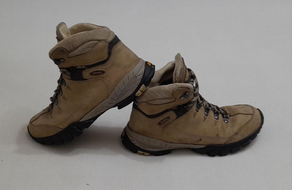 Bocanci all season MEINDL For Actives GoreTex, Vibram, piele Nubuk