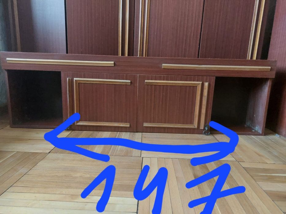 Прикроватные тумбы