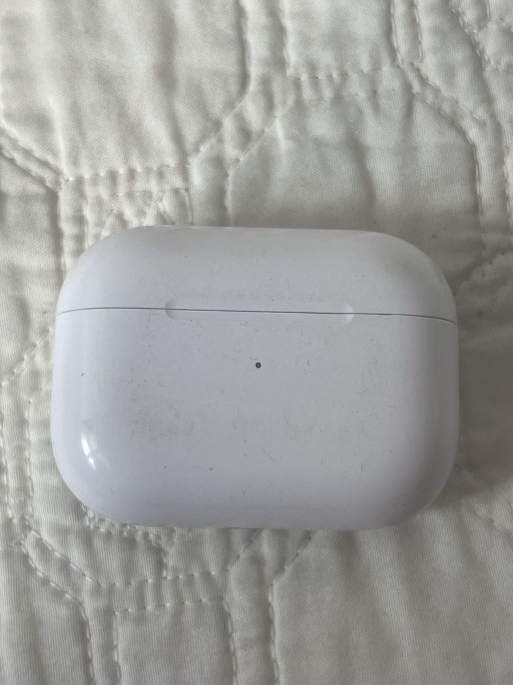 AirPods pro оригинал продается