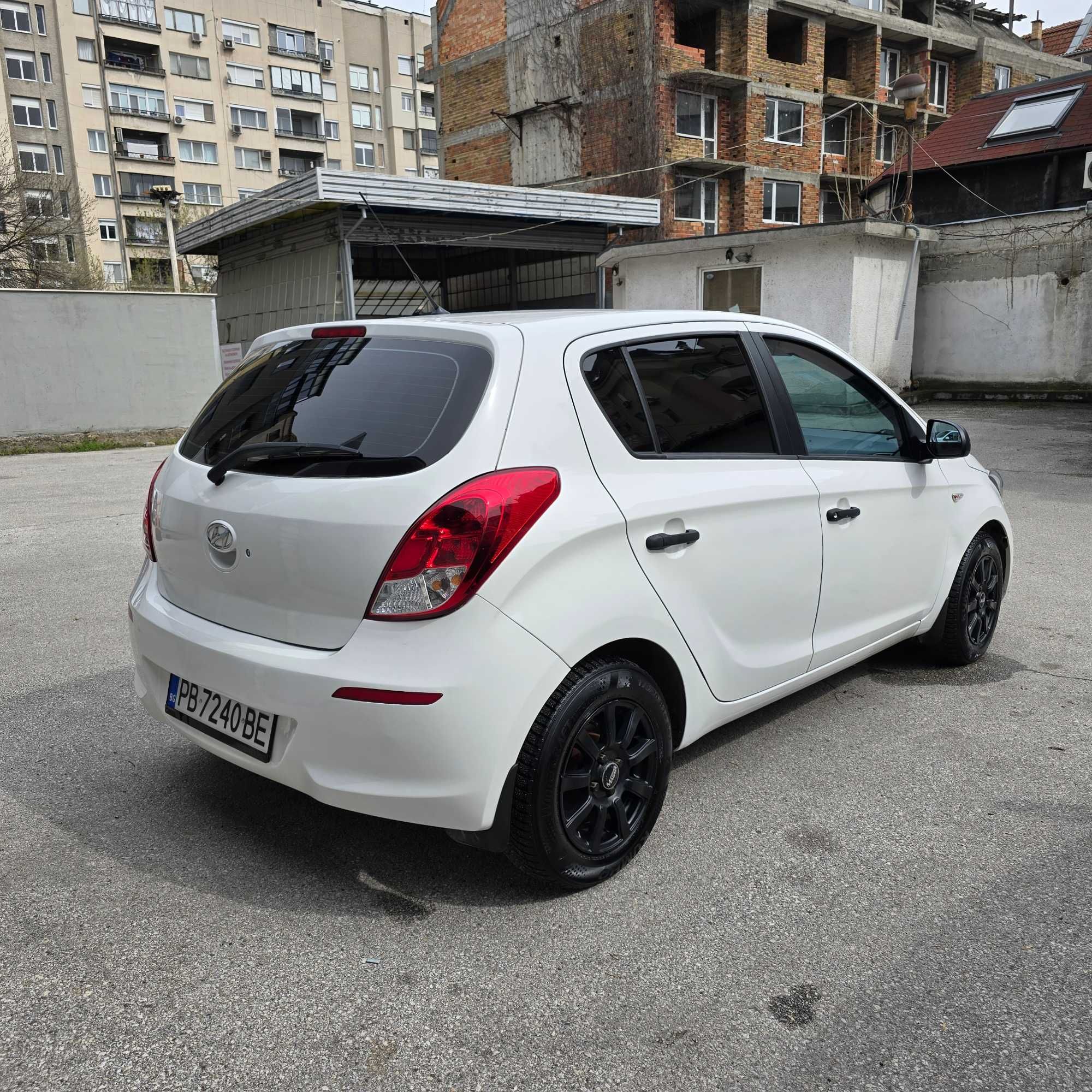 Hyundai I20 1.2 Бензин 2014 г. Android Auto