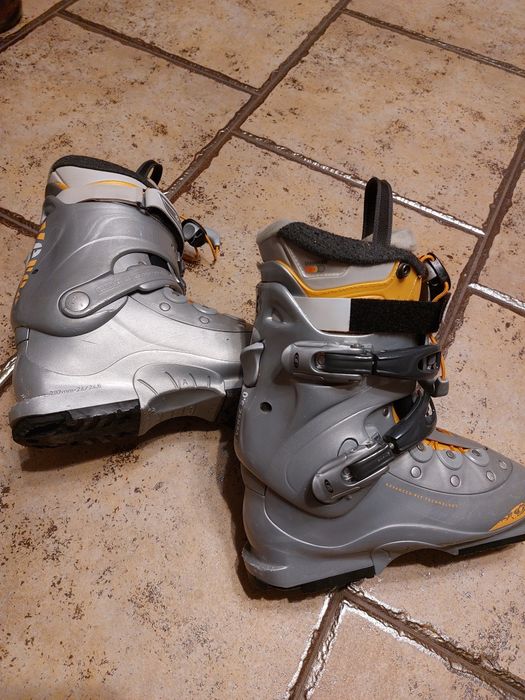 Clapari Salomon pentru femei