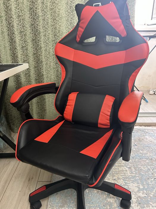 Игровое кресло красное